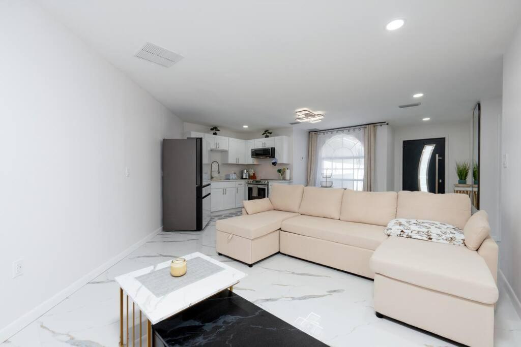 Luxury Style Townhome With Pool - 1 Miles To Bucs Stadium Tampa Exterior photo
