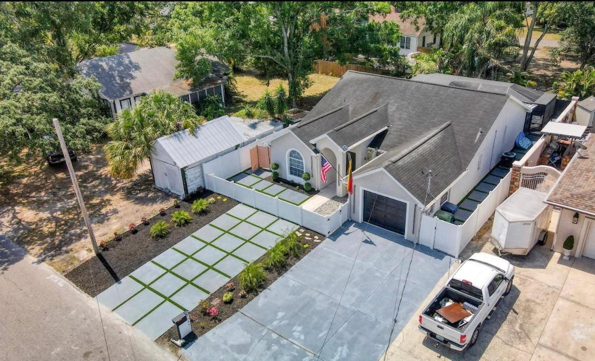 Luxury Style Townhome With Pool - 1 Miles To Bucs Stadium Tampa Exterior photo
